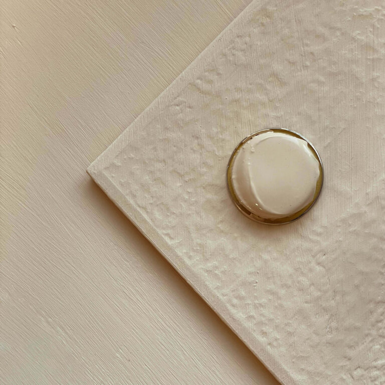 Brick Shot Portrait Oatmeal.