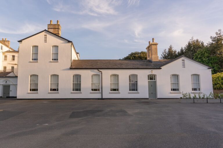 Moreton Victorian Wing