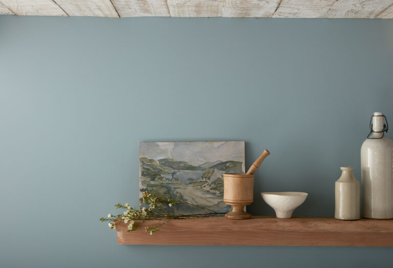 Winter garden and Puddling kitchen shelf.