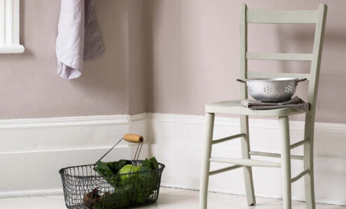 Refresh skirting - kitchen.